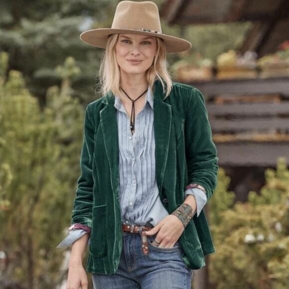 Sundance Jackets & Blazers - NWOT Sundance Beau Blazer Emerald Green Velvet 2